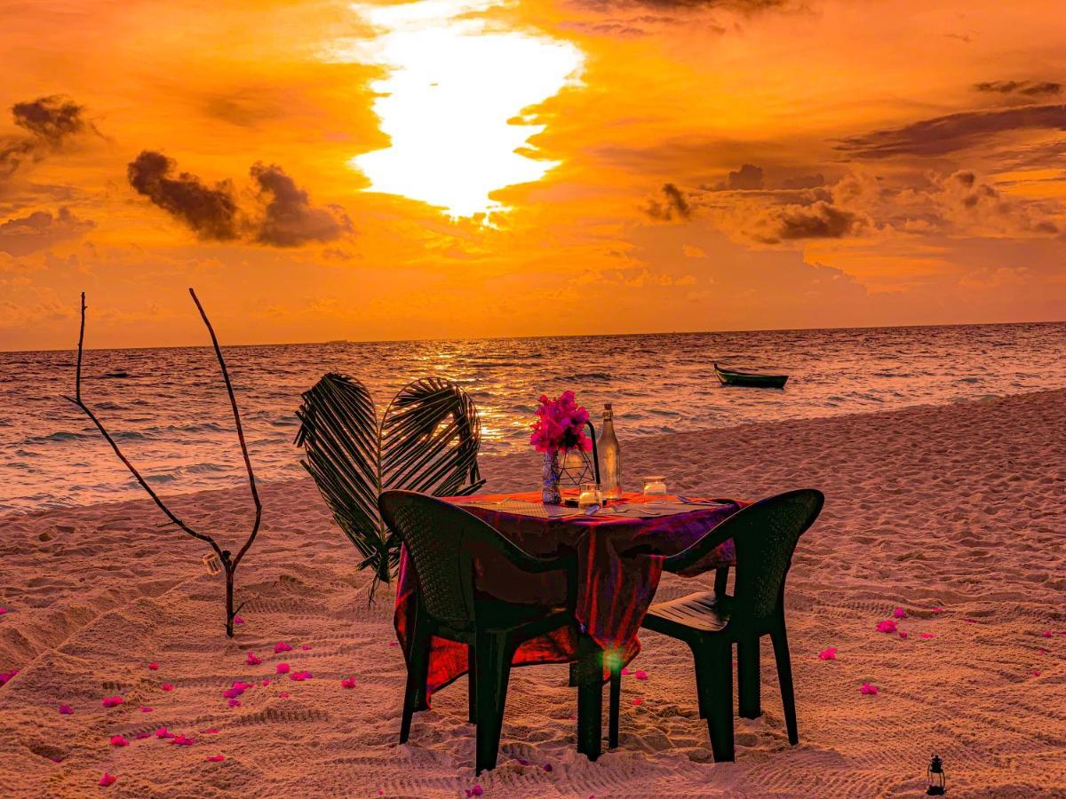 Ukulhas Villa Beach Hotel Εξωτερικό φωτογραφία
