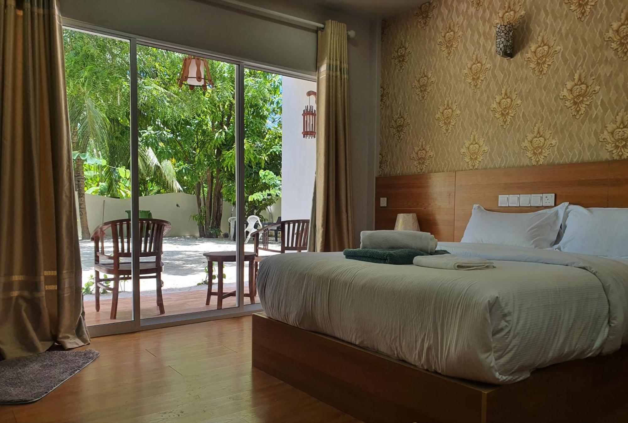 Ukulhas Villa Beach Hotel Εξωτερικό φωτογραφία